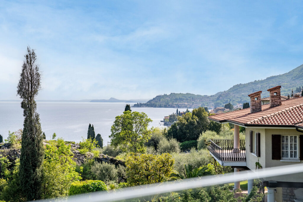 Immobilienfoto Haus mit Seeblick am Gardasee